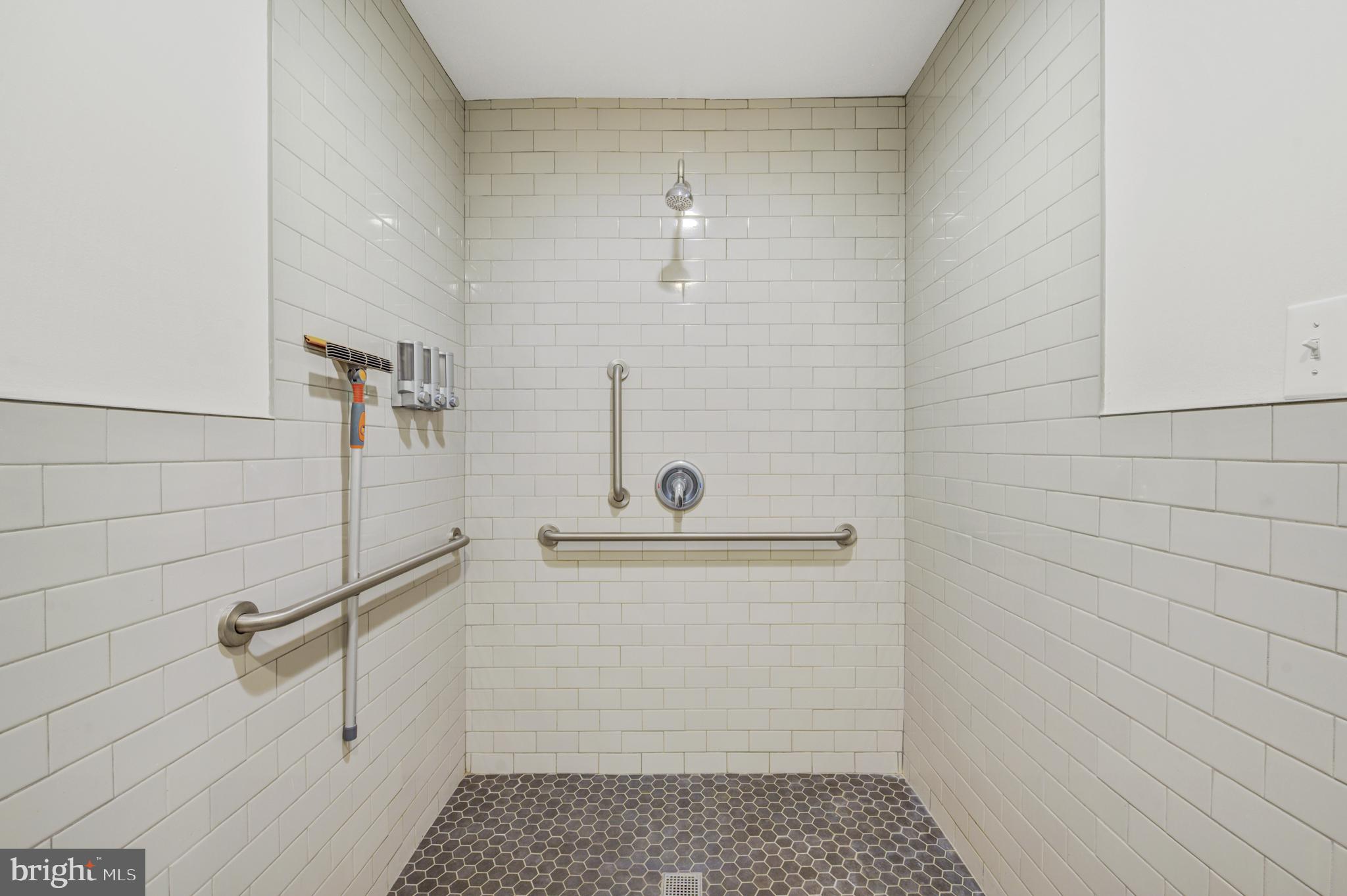 626 S 7TH STREET