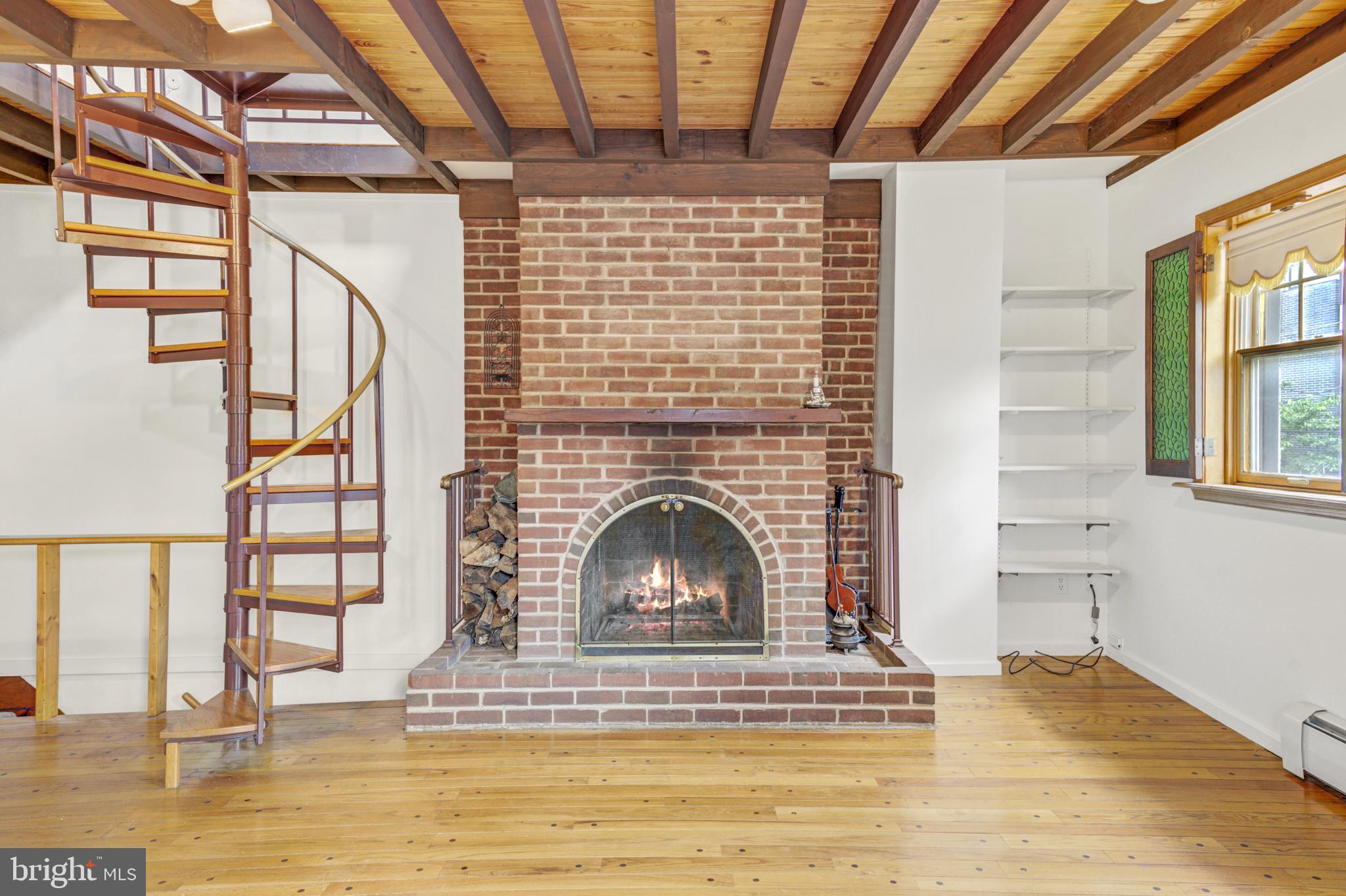 626 S 7TH STREET