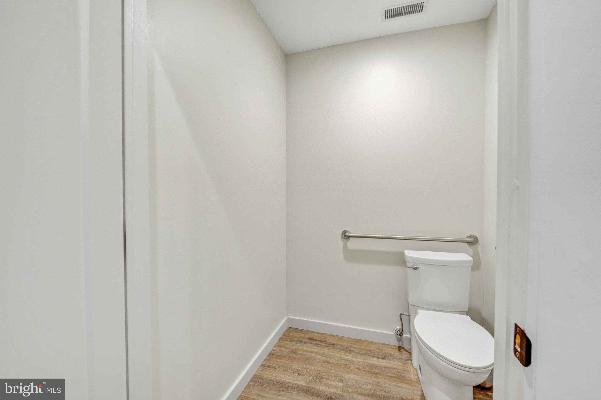 626 S 7TH STREET