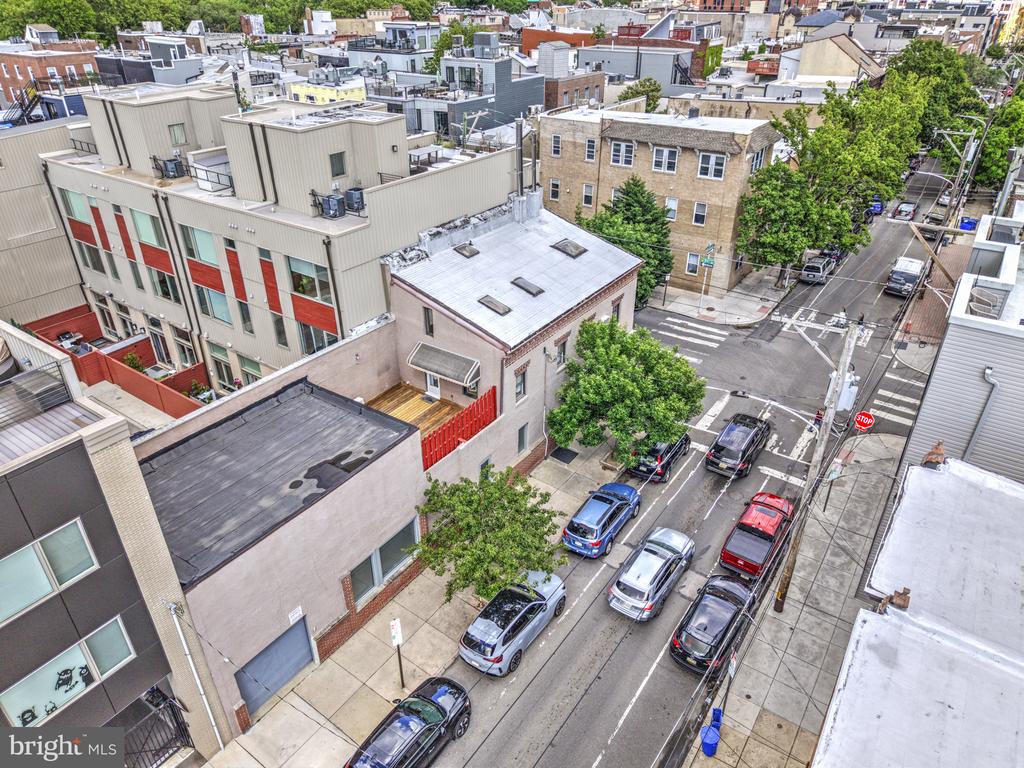 626 S 7TH STREET