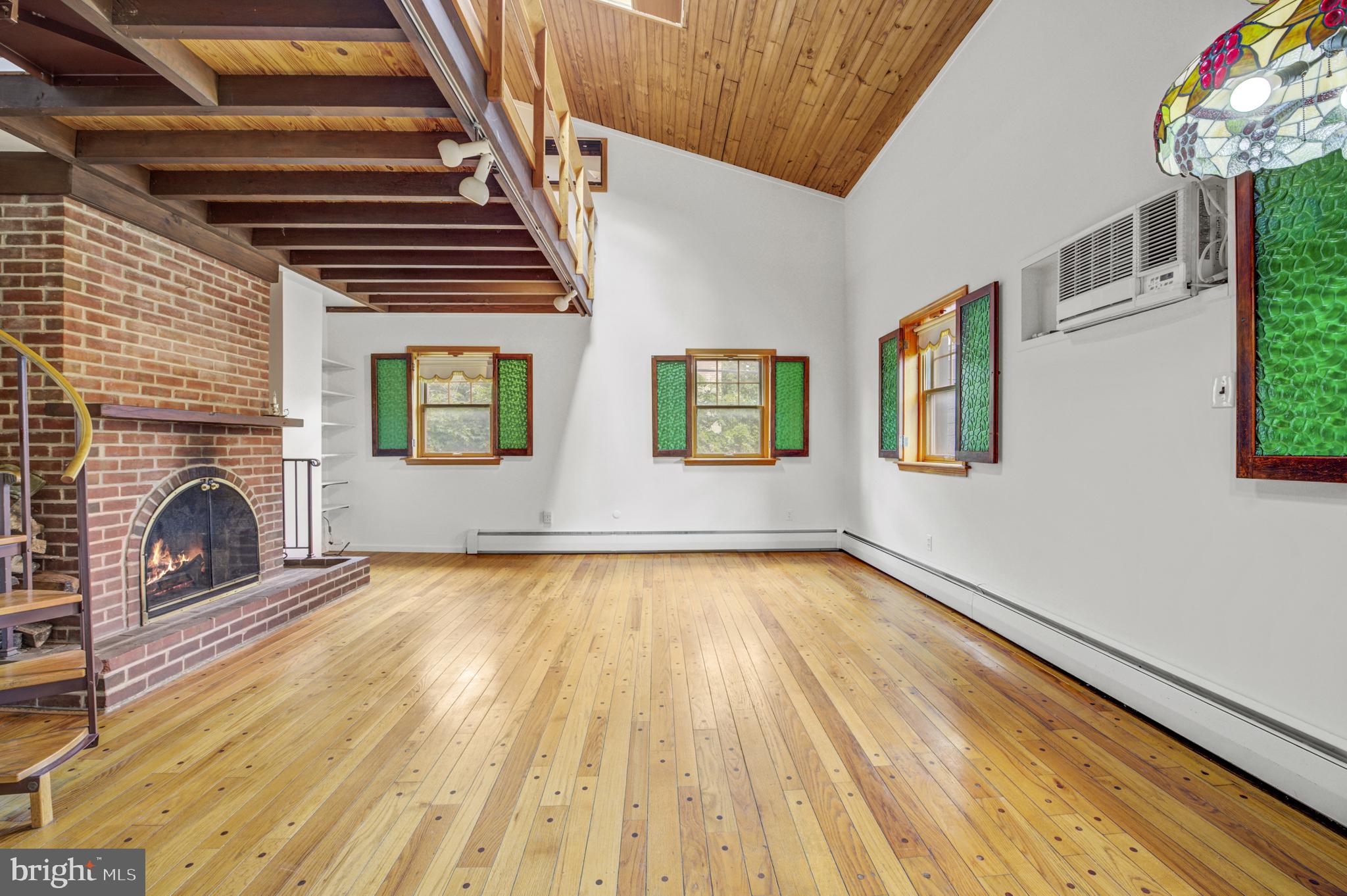 626 S 7TH STREET