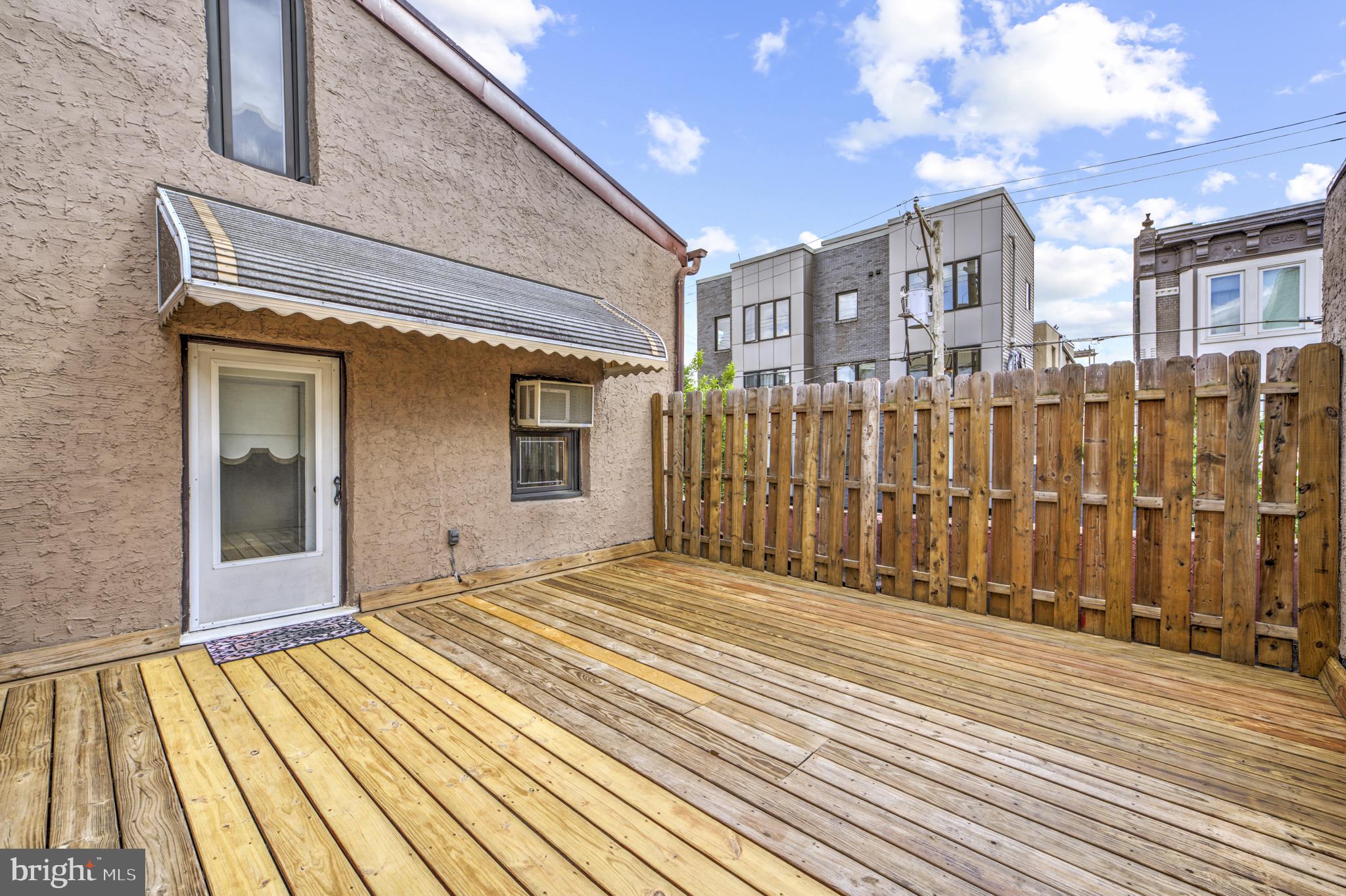 626 S 7TH STREET
