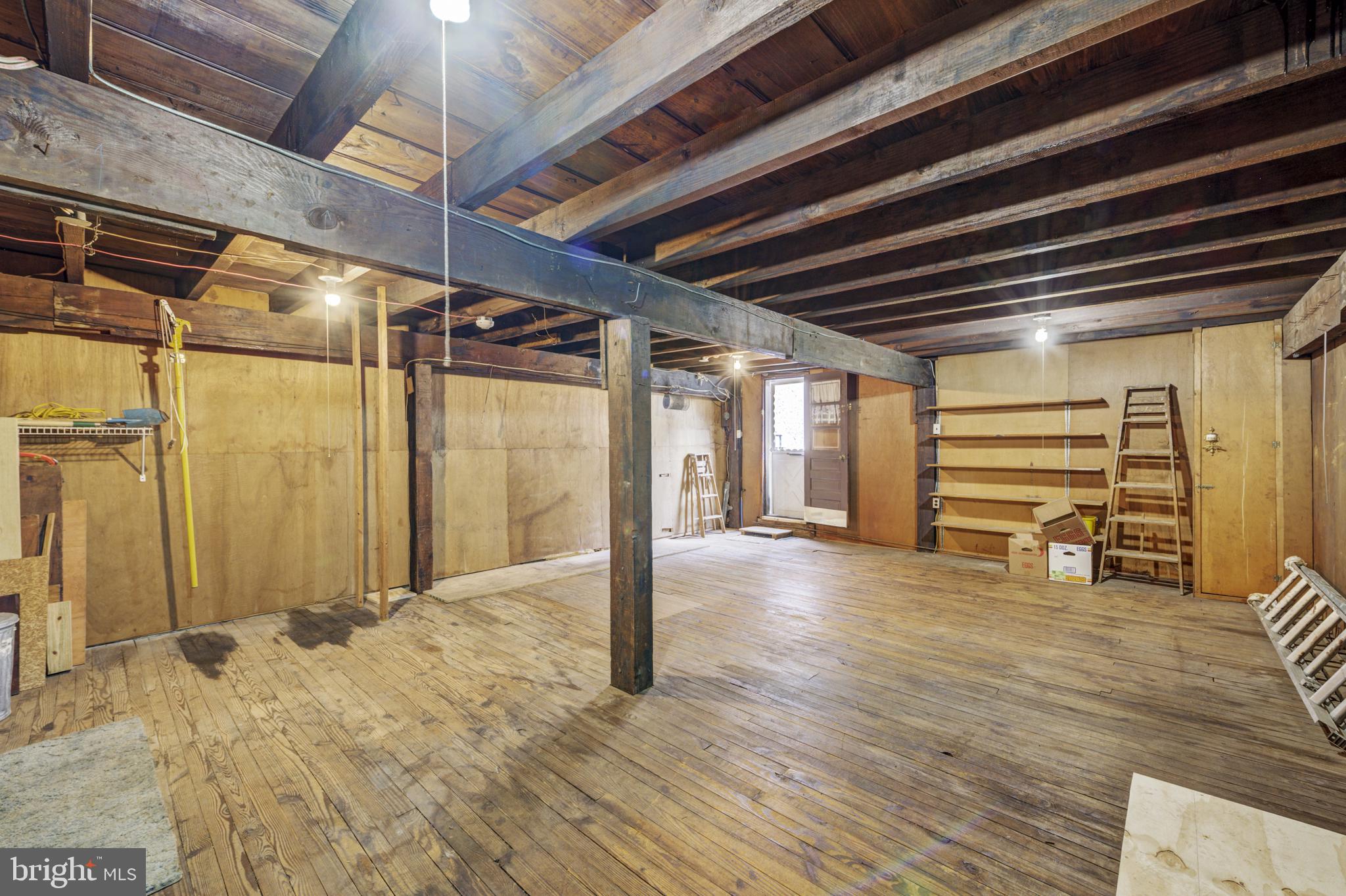 626 S 7TH STREET