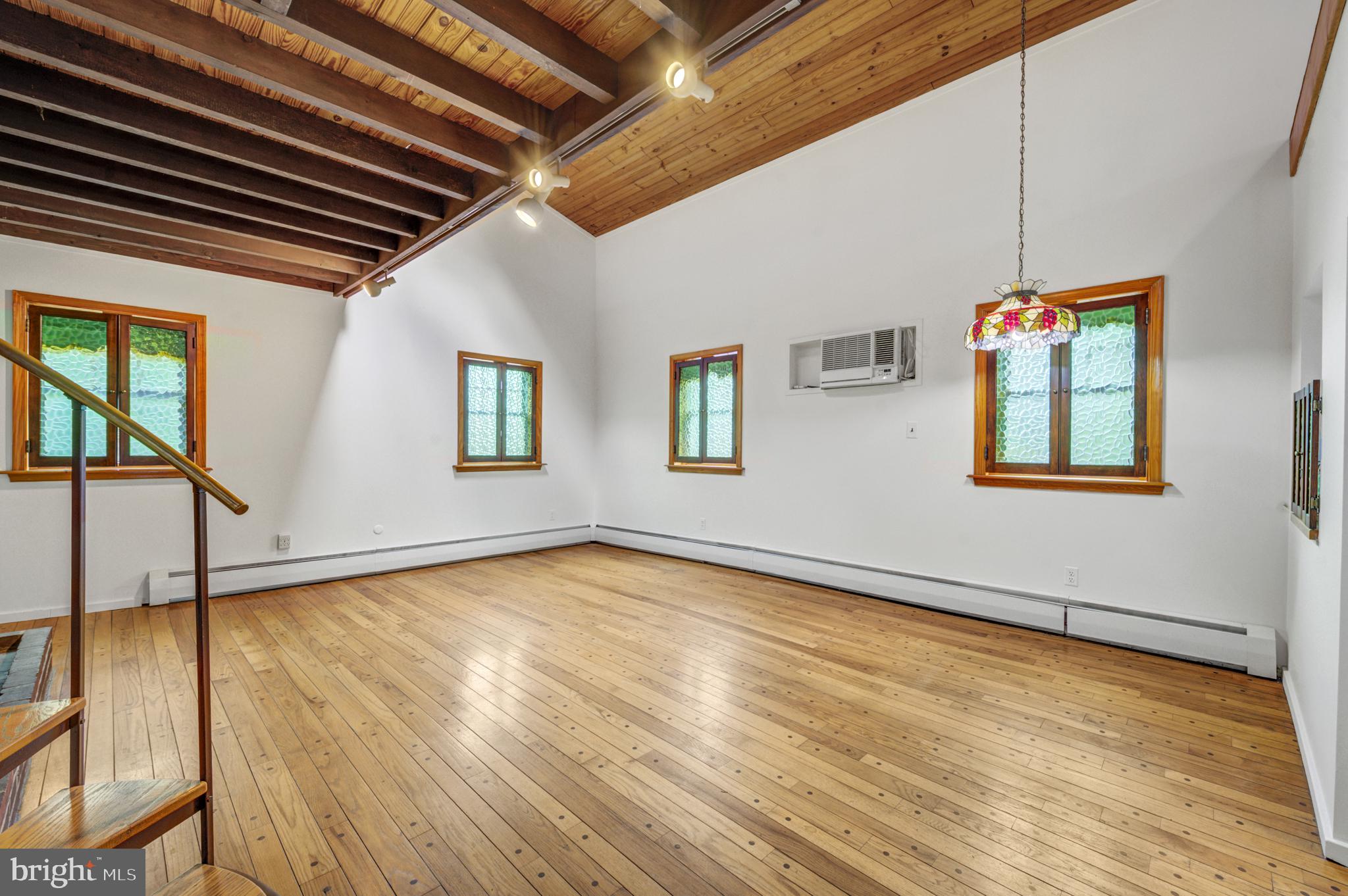 626 S 7TH STREET