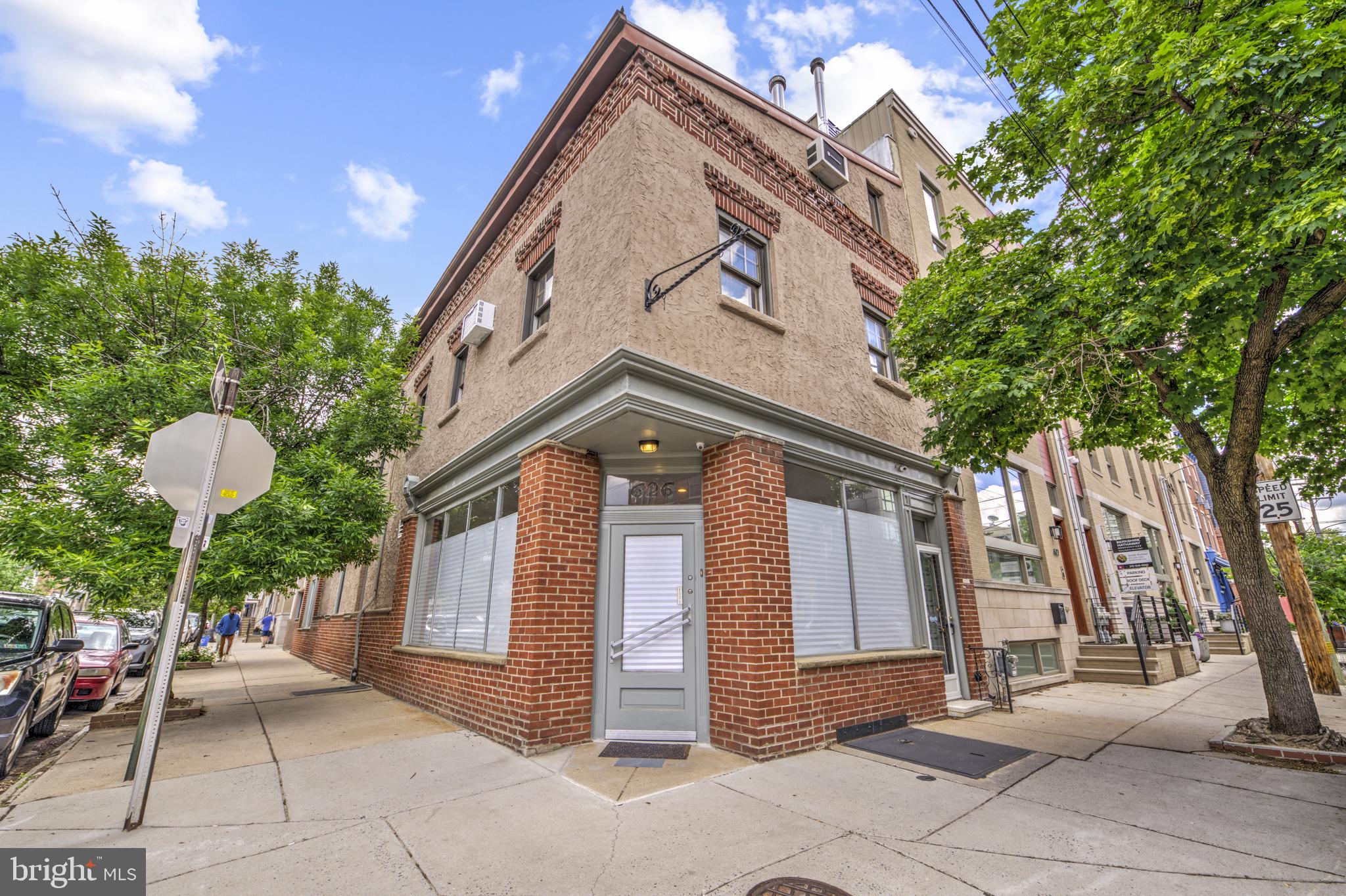 626 S 7TH STREET