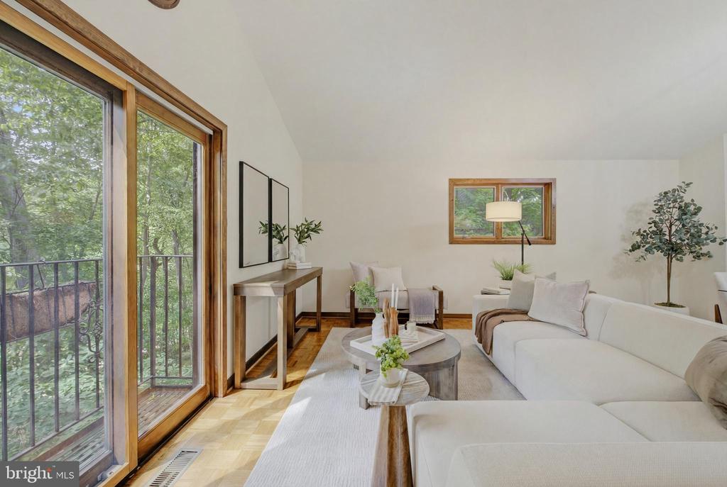 733 CORNELIA PLACE