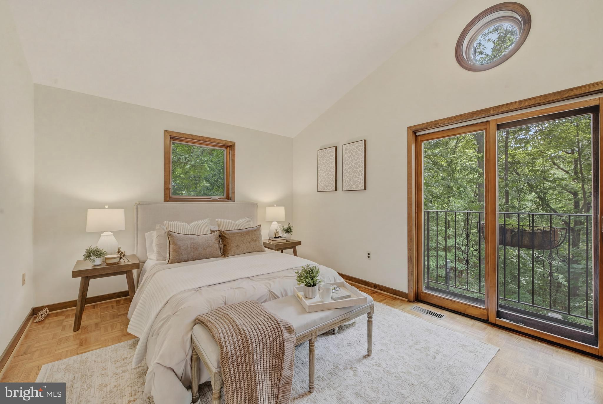 733 CORNELIA PLACE