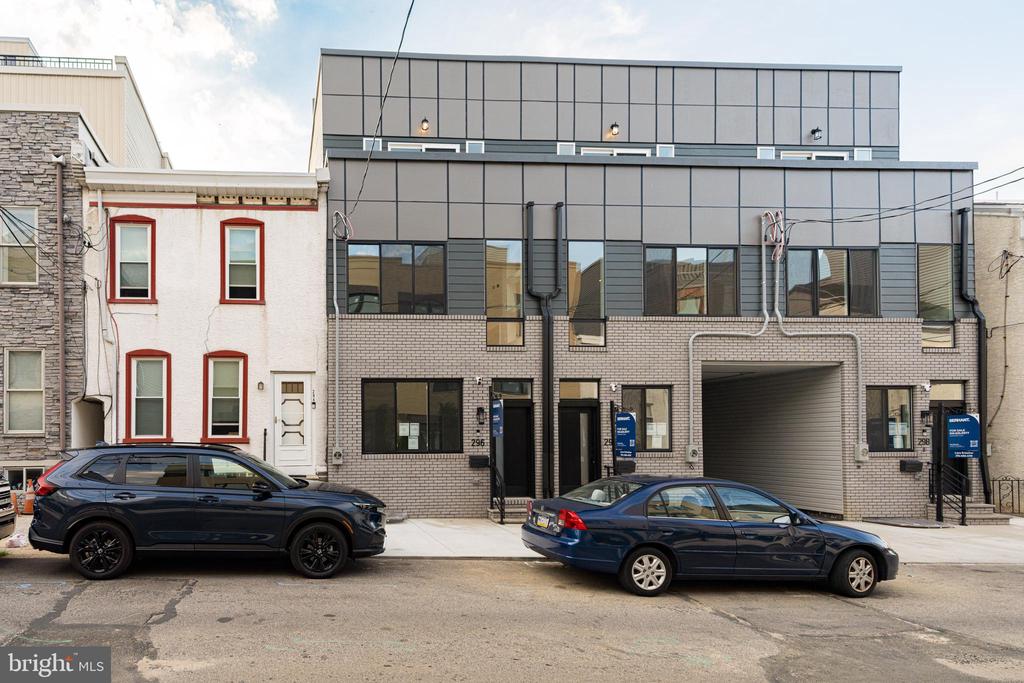 298 DELMAR STREET