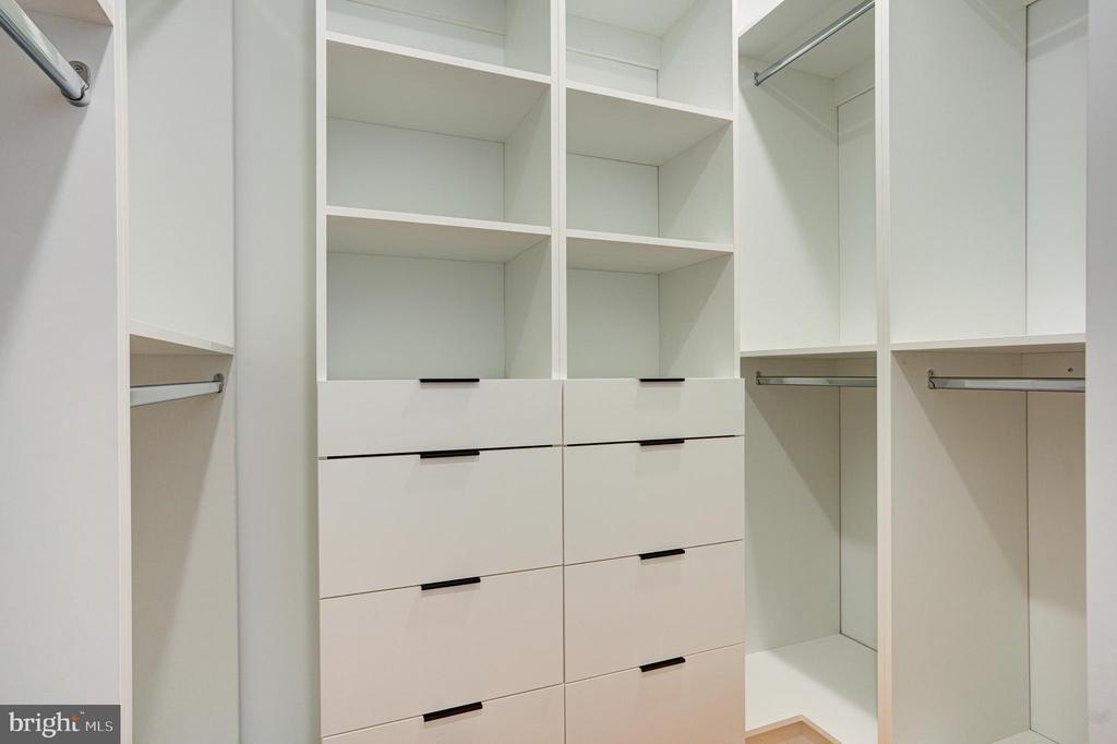 298 DELMAR STREET