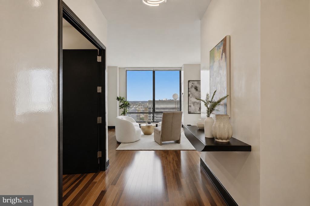 1414 S PENN SQUARE Unit: 27CDE