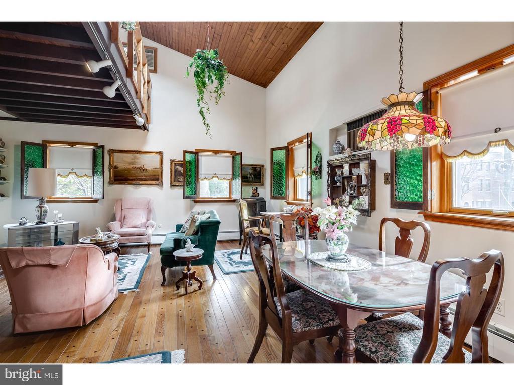 626 S 7TH STREET