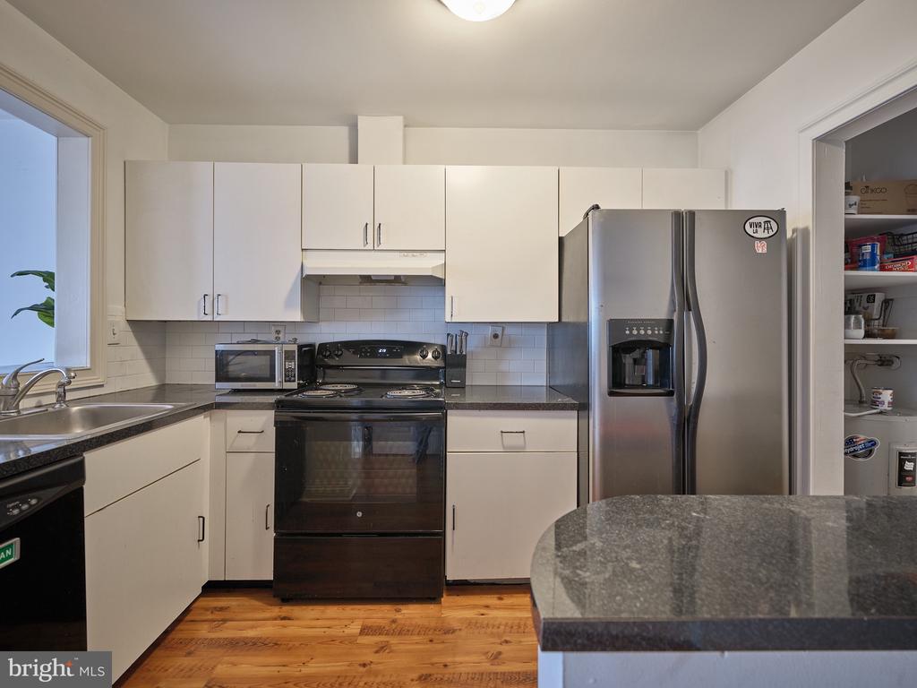 3 N CHRIS COLUMBUS BOULEVARD Unit: MD329