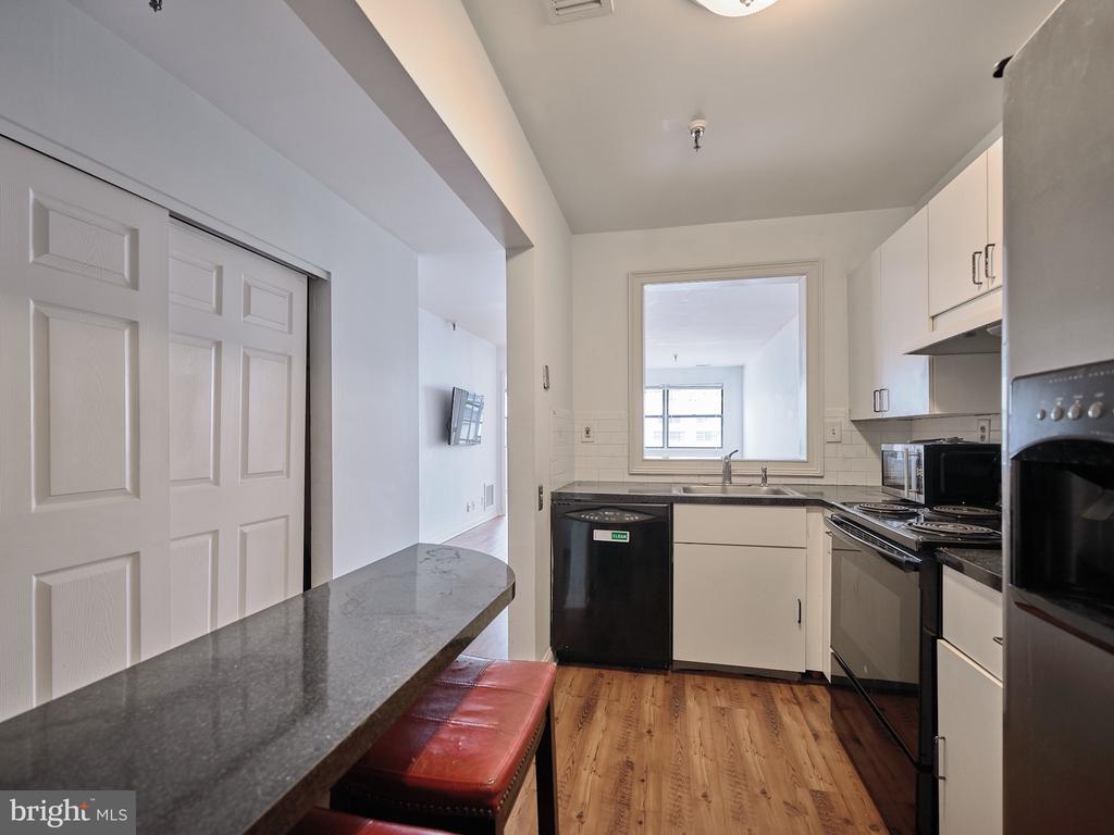 3 N CHRIS COLUMBUS BOULEVARD Unit: MD329