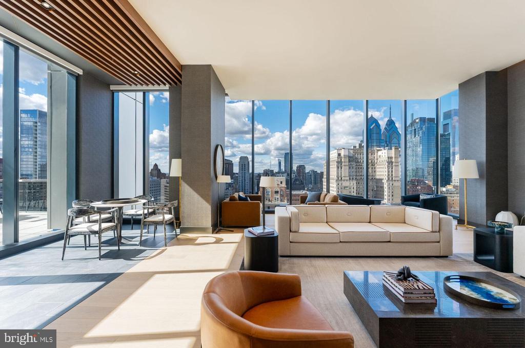 210 S 12TH STREET Unit: PH2A