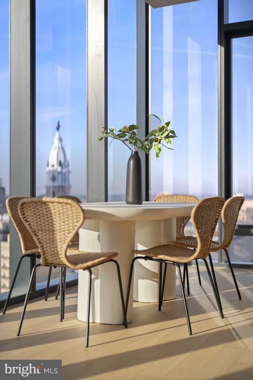 210 S 12TH STREET Unit: PH2A