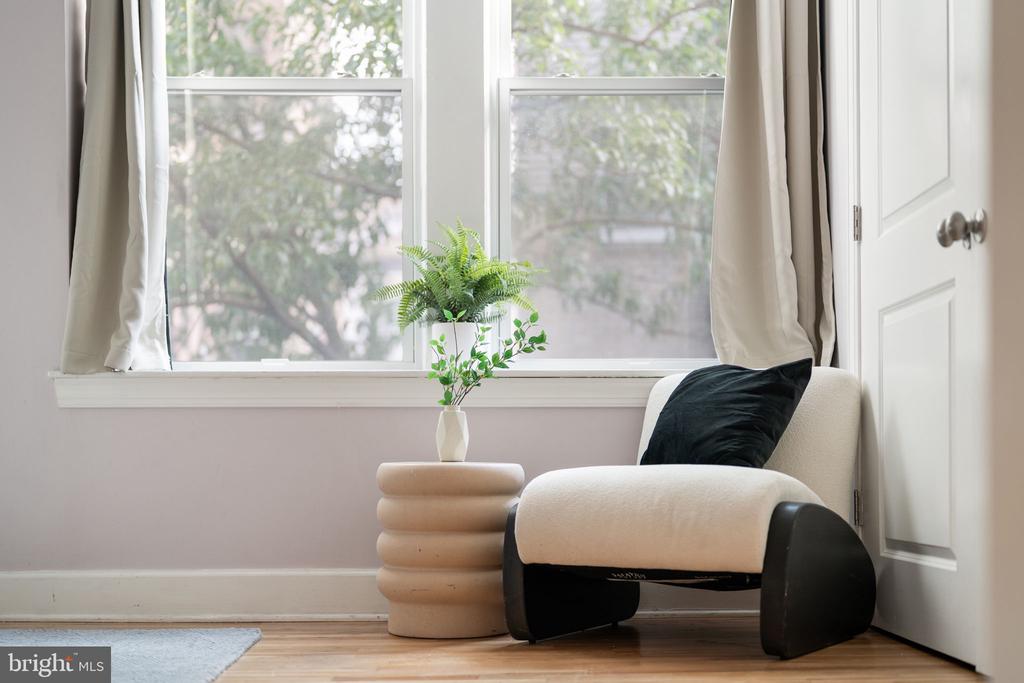 242 S 13TH STREET Unit: E