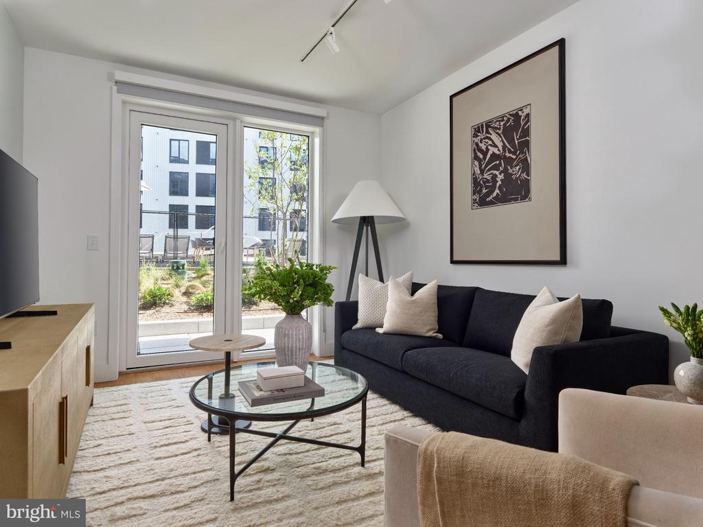 1200 NORMANDY PLACE Unit: 1346