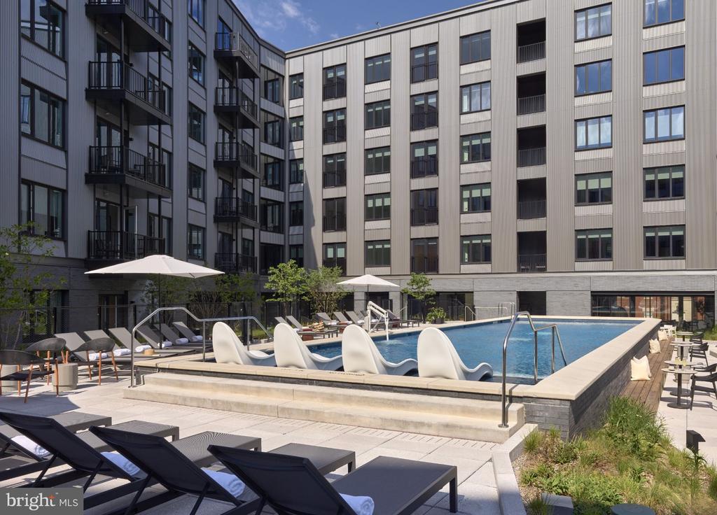 1200 NORMANDY PLACE Unit: 1346