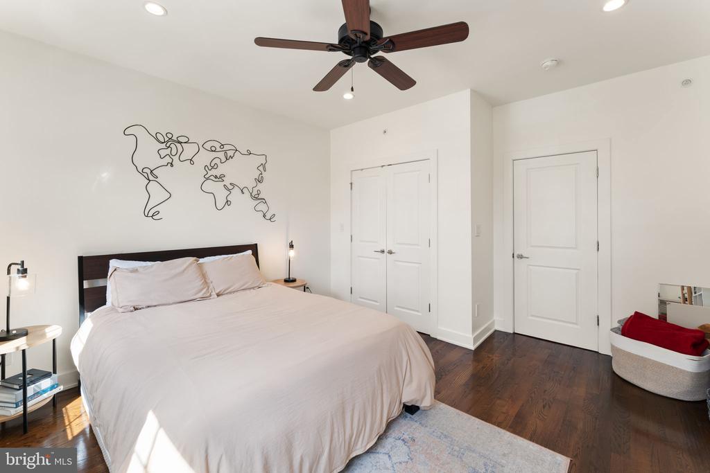 631 W OXFORD STREET Unit: 2