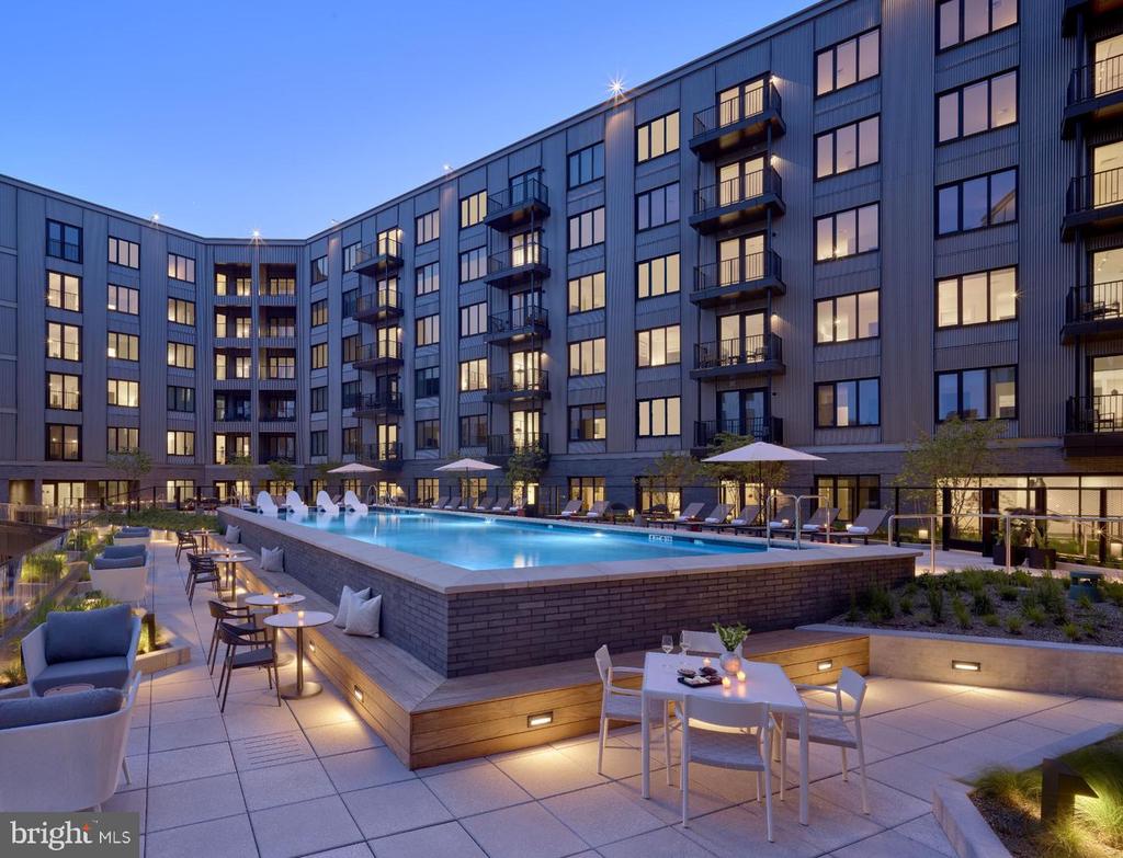 1200 NORMANDY PLACE Unit: 1535