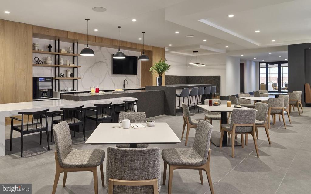 1200 NORMANDY PLACE Unit: 1529