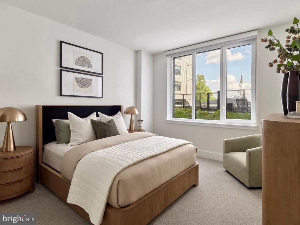1200 NORMANDY PLACE Unit: 1652