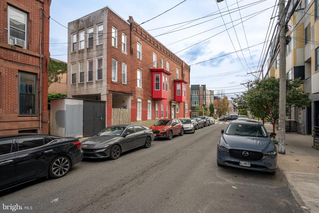 1535 POPLAR STREET