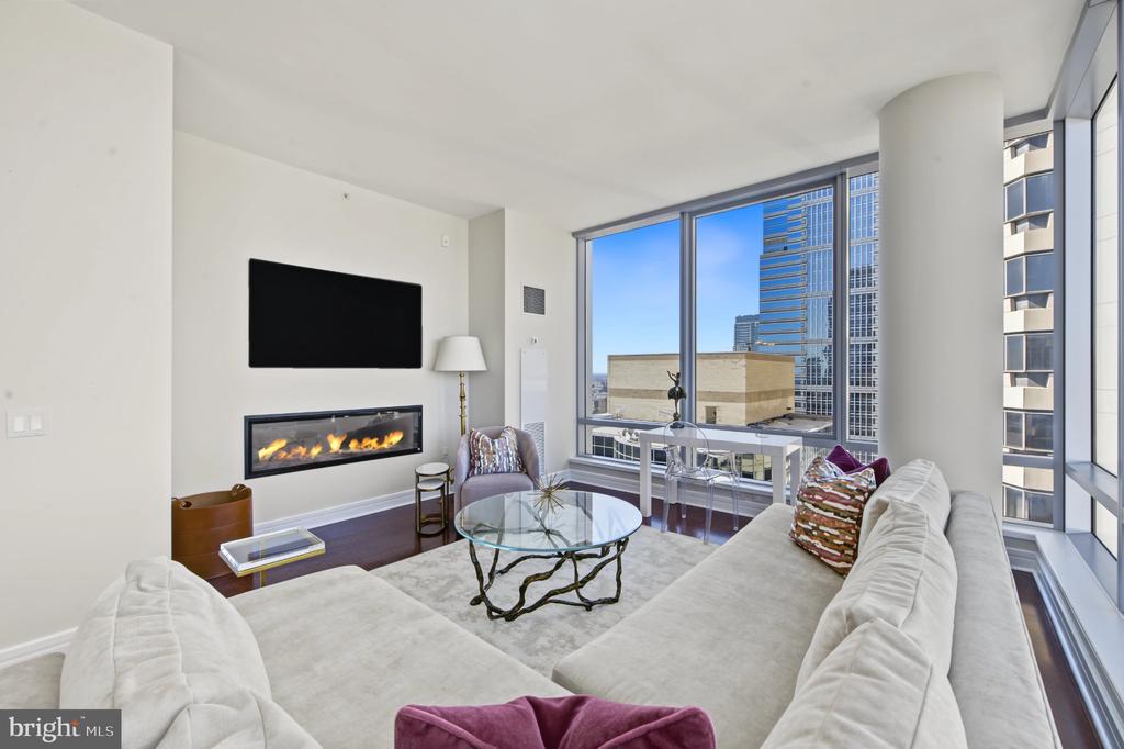 1414 S PENN SQUARE Unit: 35F