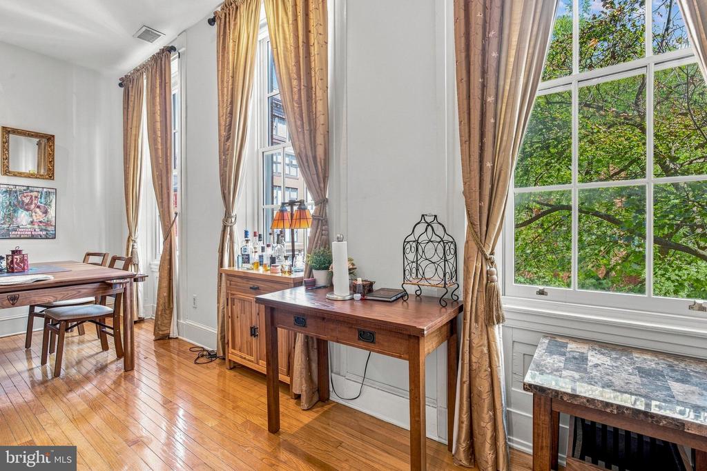 1130 SPRUCE STREET Unit: 2A