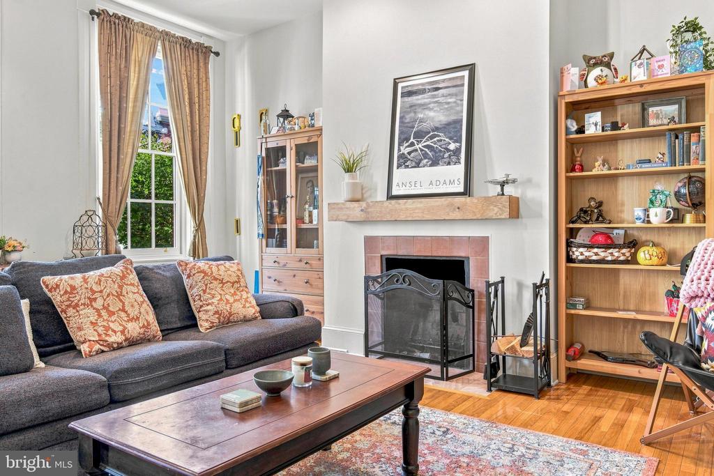 1130 SPRUCE STREET Unit: 2A