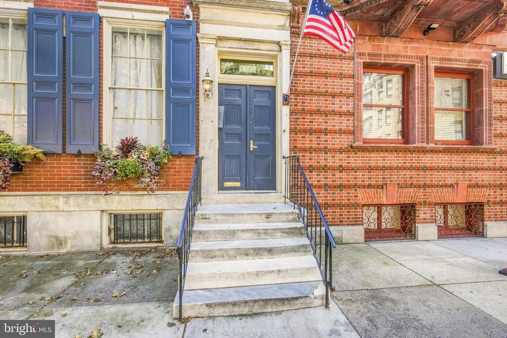 1130 SPRUCE STREET Unit: 2A