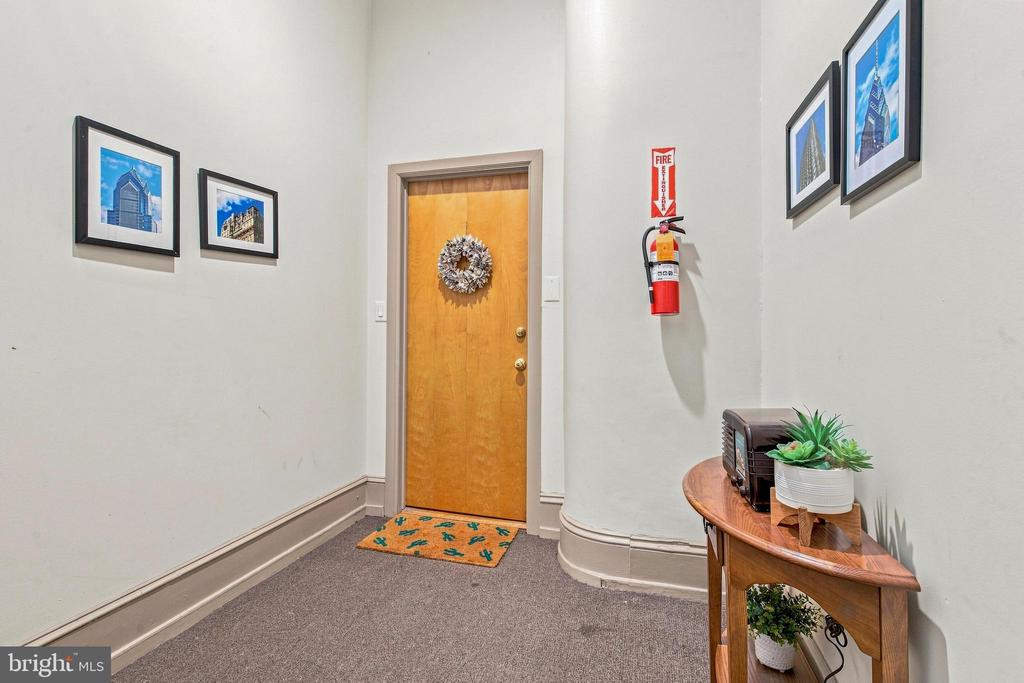 1130 SPRUCE STREET Unit: 2A