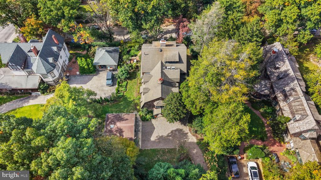 441 W STAFFORD STREET