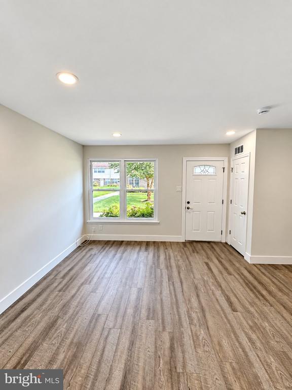 3850 WOODHAVEN ROAD Unit: 704