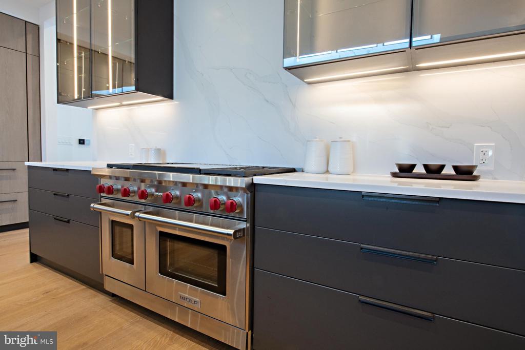 124 N 2ND STREET Unit: PENTHOUSE