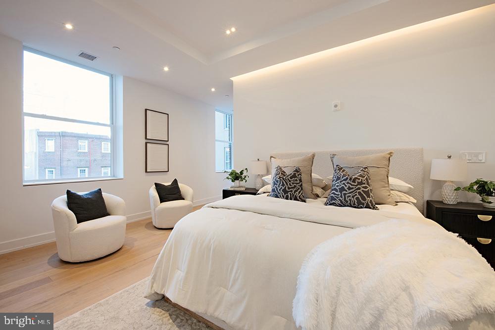 124 N 2ND STREET Unit: #4