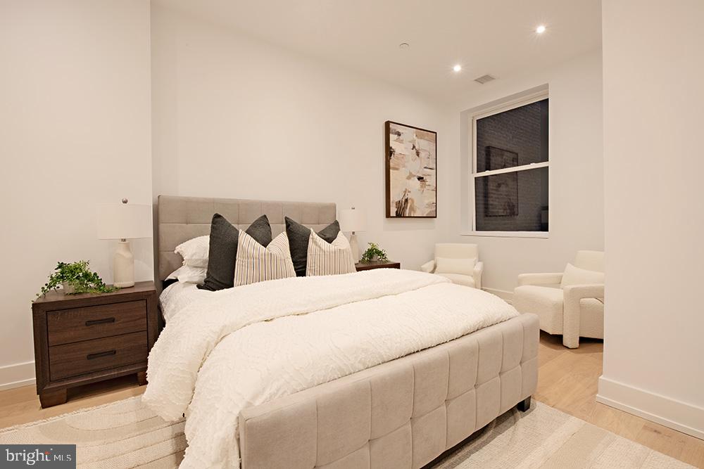 124 N 2ND STREET Unit: #4