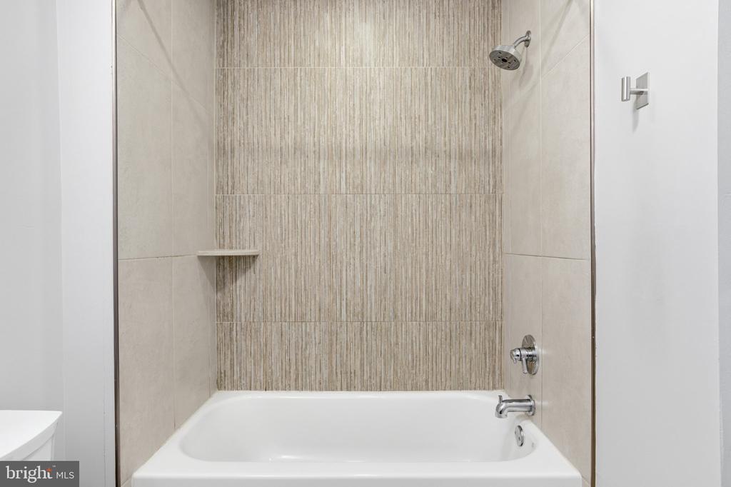 837 N 16TH STREET Unit: 4