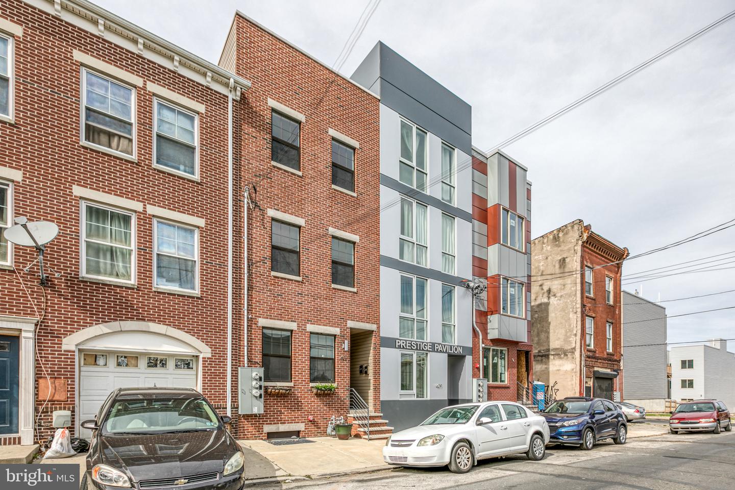 631 W Oxford STREET Unit: 2
