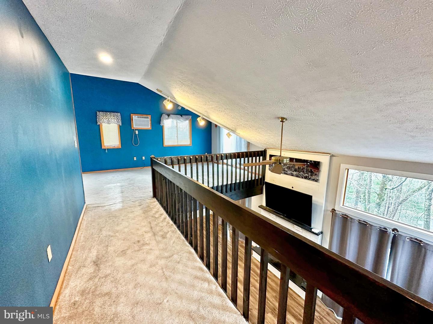 6467 Decker Rd