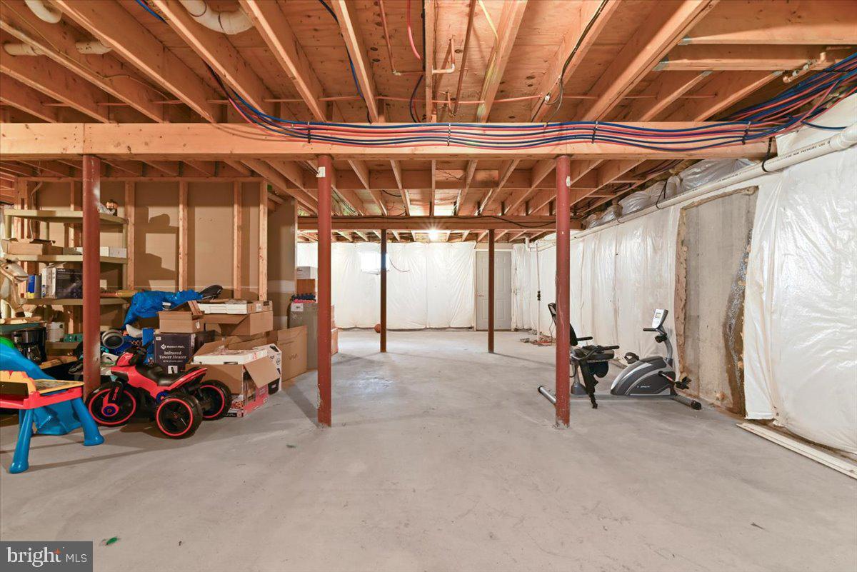 1006 Long Lake Road