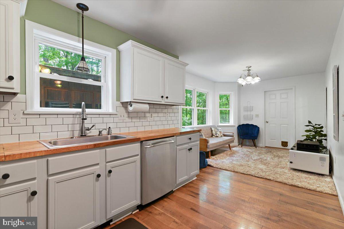 1006 Long Lake Road