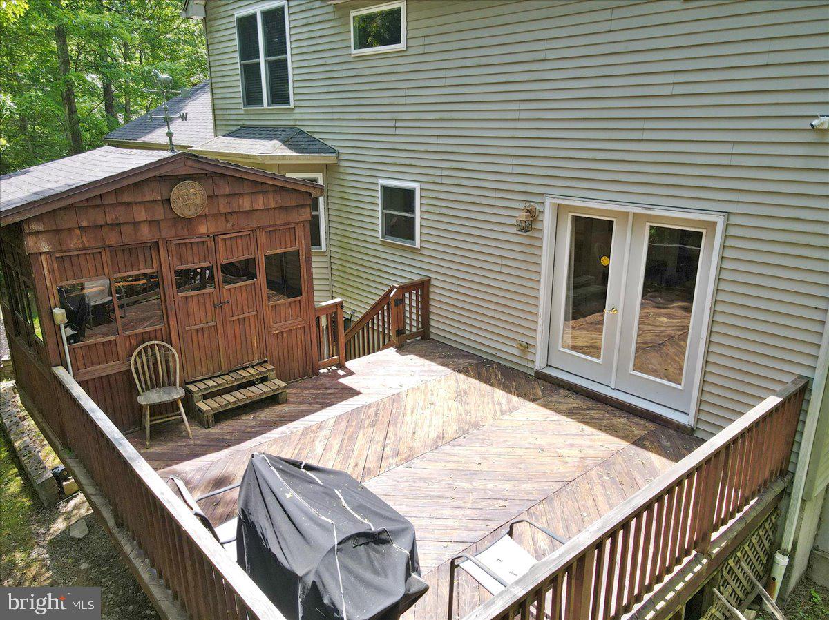 1006 Long Lake Road