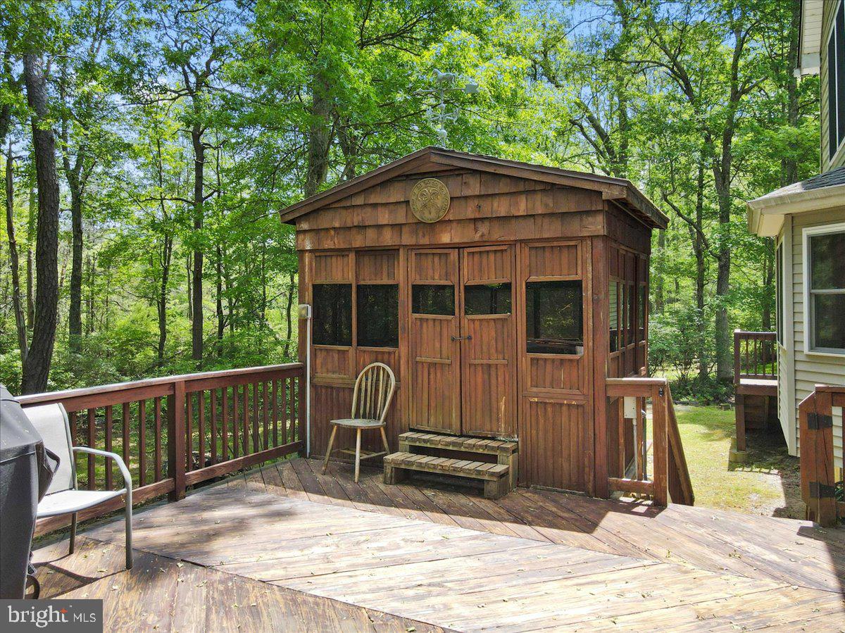 1006 Long Lake Road