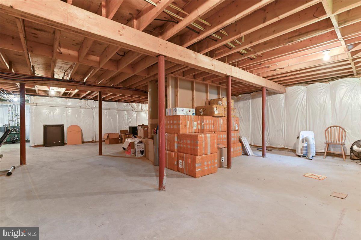 1006 Long Lake Road