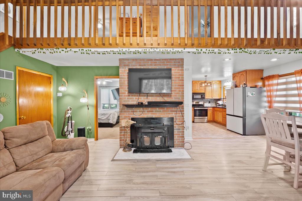134 OAKENSHIELD DRIVE