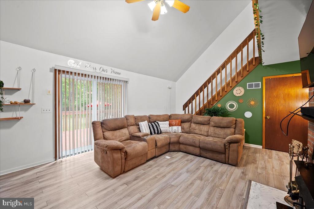 134 OAKENSHIELD DRIVE