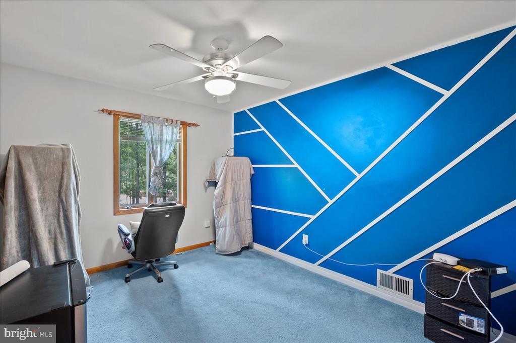 134 OAKENSHIELD DRIVE