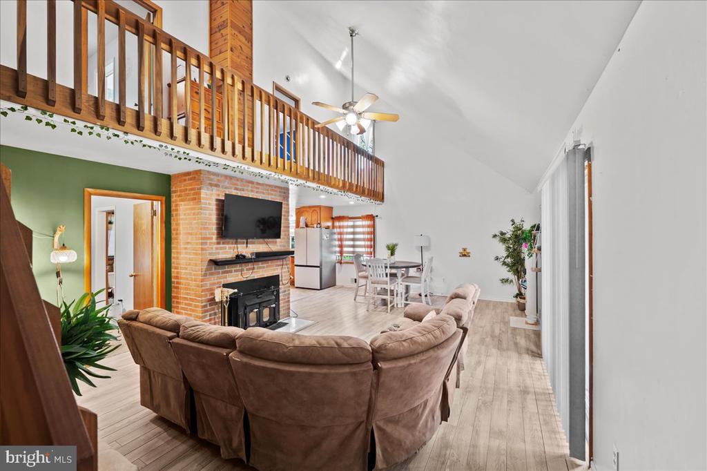 134 OAKENSHIELD DRIVE