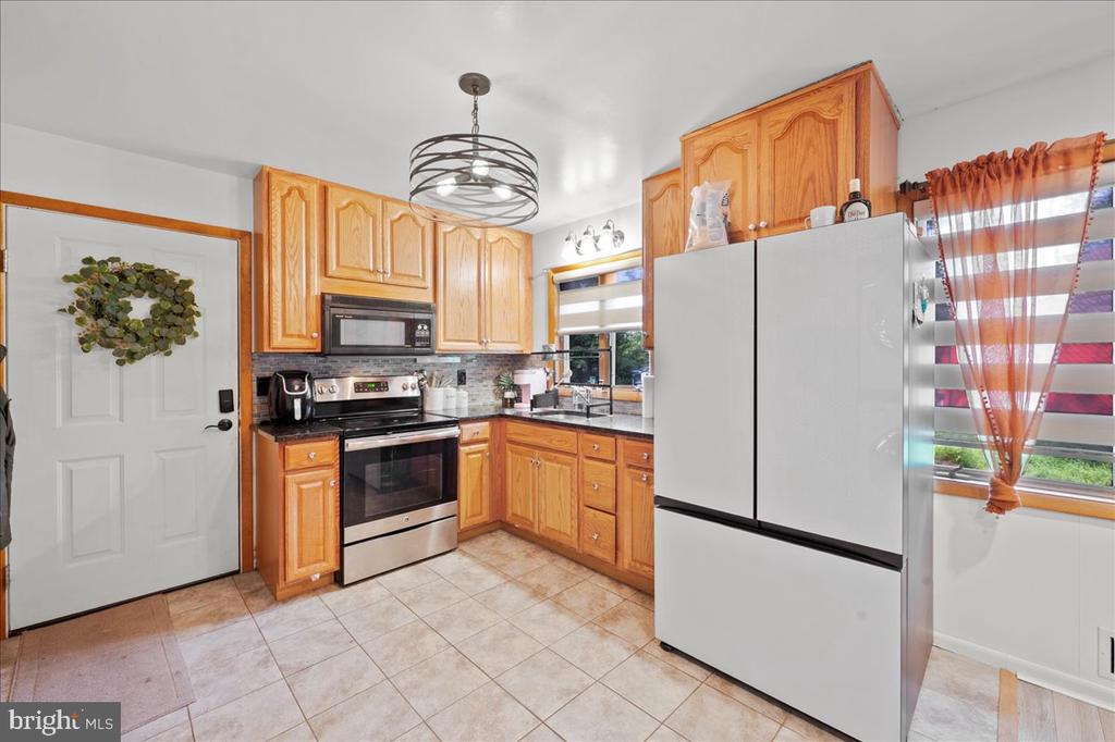 134 OAKENSHIELD DRIVE